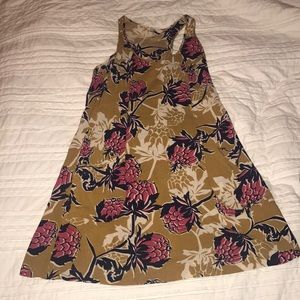 Fossil dress. Floral print. With pockets.